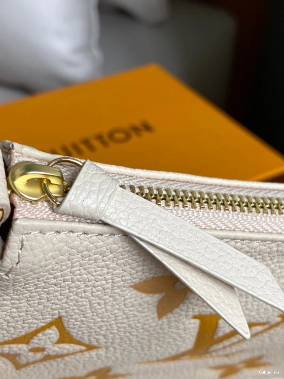 POCHETTE ACCESSOIRES VUITTON MINI LOUIS 0726